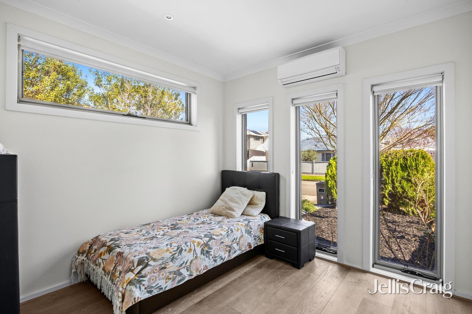 6 Revo Street, Newport image 9