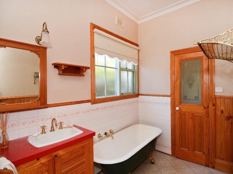 6 Richmond Street, Geelong image 6