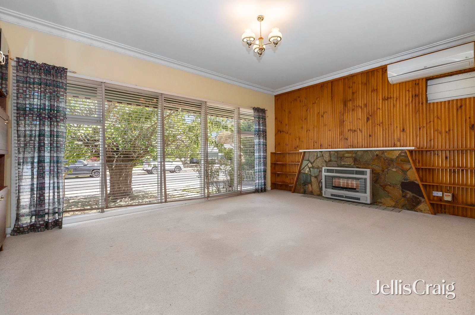 6 Ritchie Street, Brown&nbsp;Hill image 2