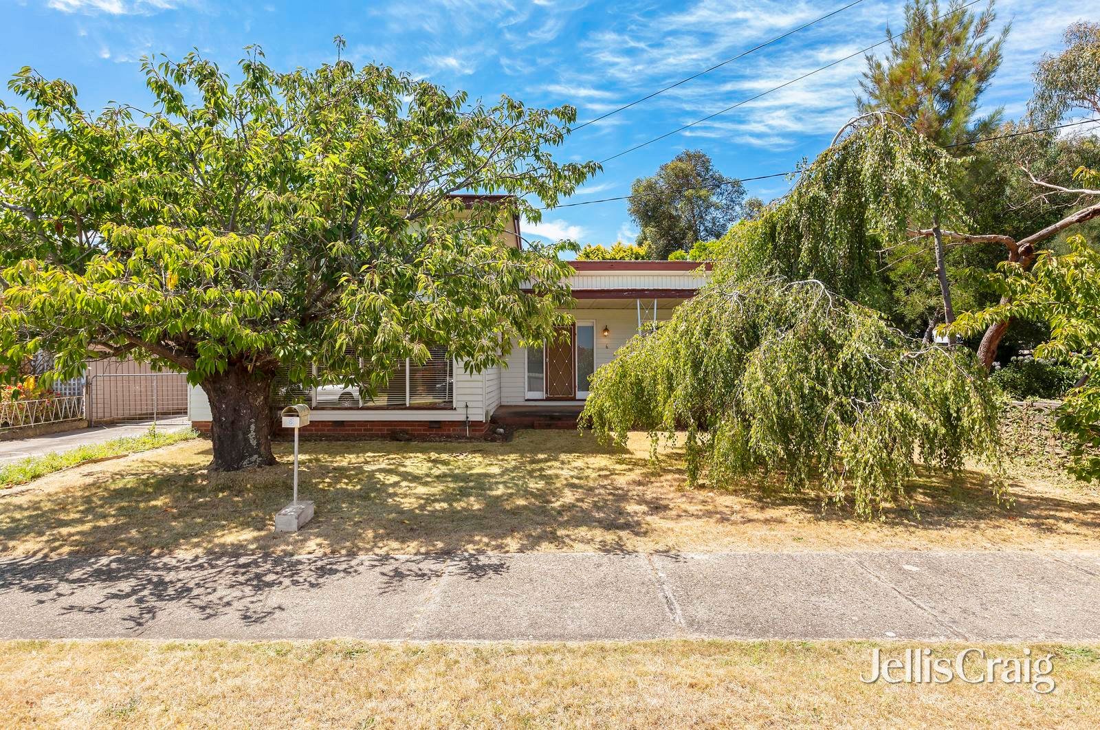 6 Ritchie Street, Brown&nbsp;Hill image 1