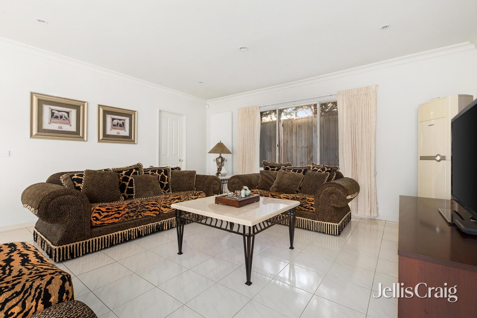 6 Robin Court, Doncaster image 9