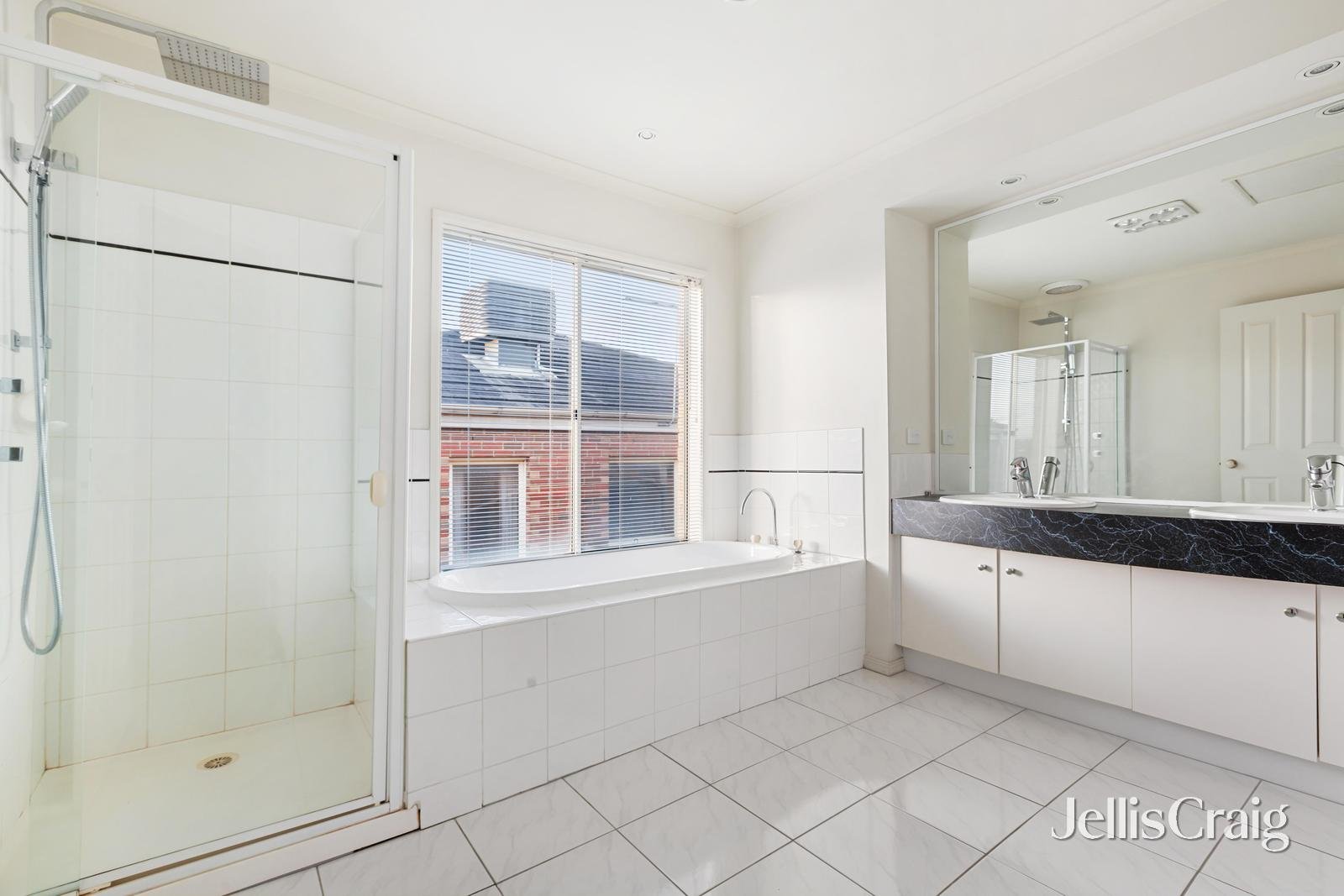 6 Robin Court, Doncaster image 15