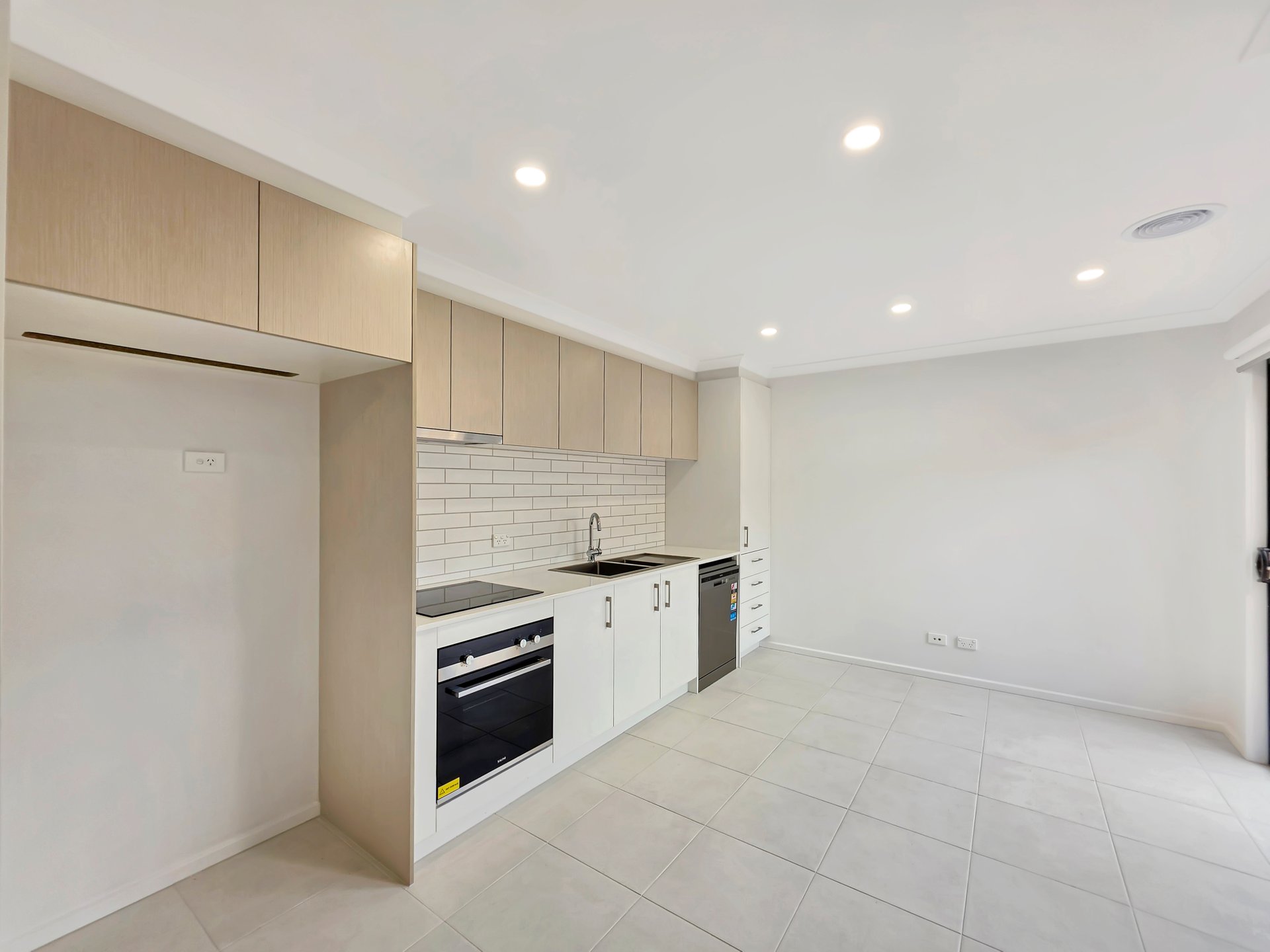 6 Rockbank Walk, Armstrong&nbsp;Creek image 7