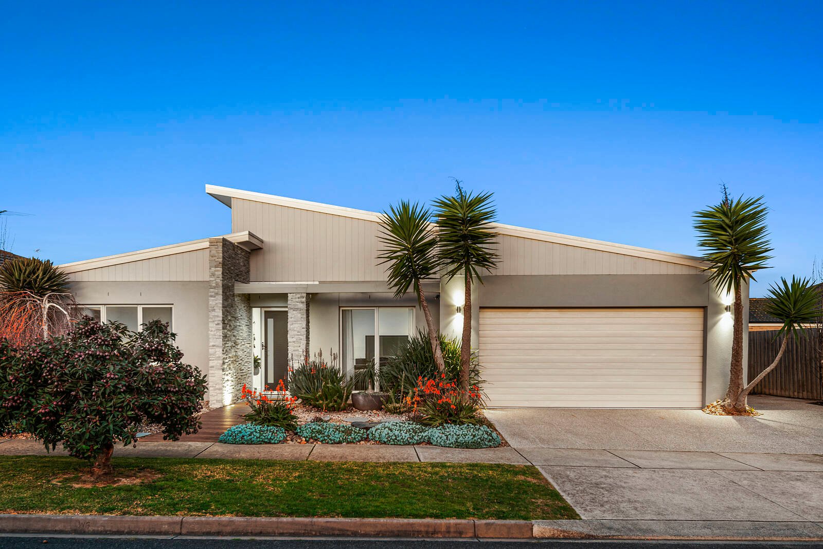 Property Gallery - Main Image