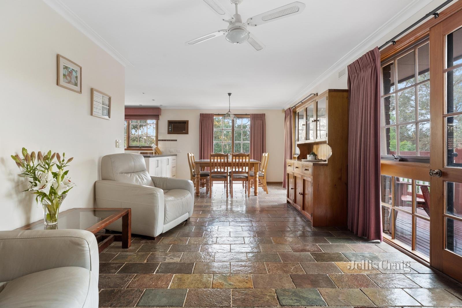 6 Rondu Place, Eltham image 5