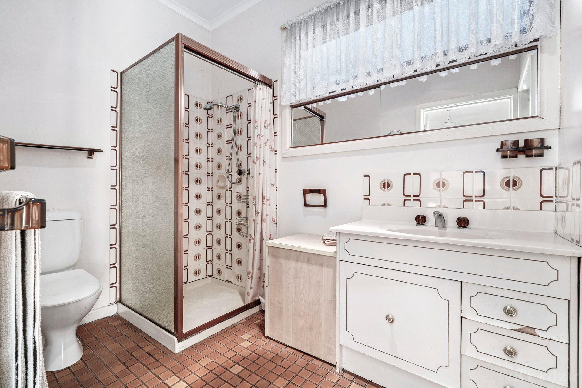 Property Gallery Thumbnail 9