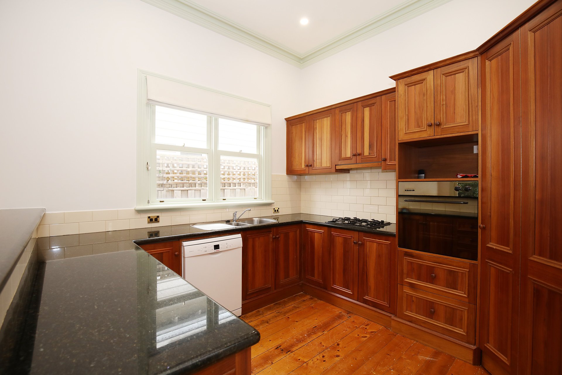 6 Roseberry Street, Hawthorn East image 3