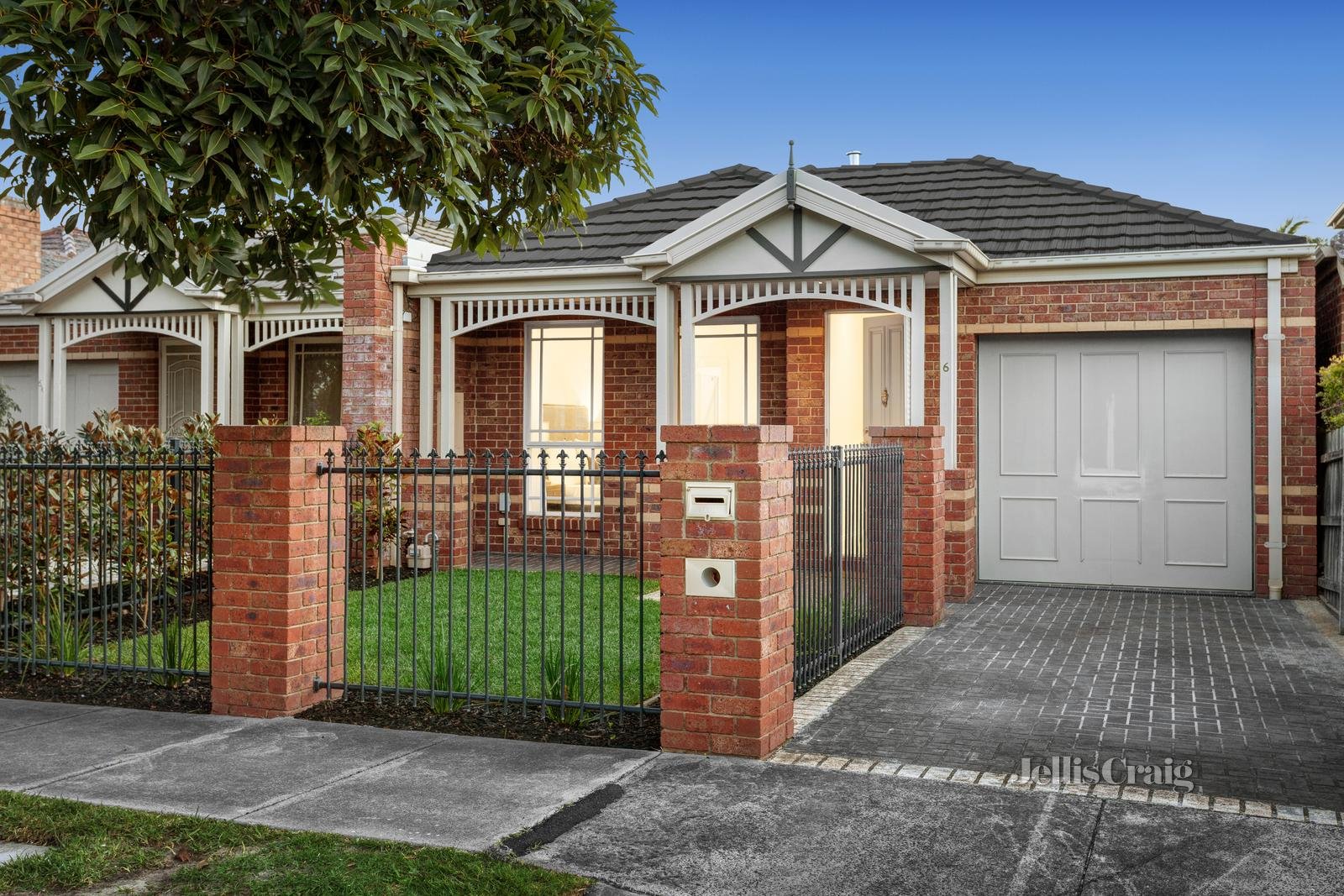 6 Ross Street, Bentleigh image 1