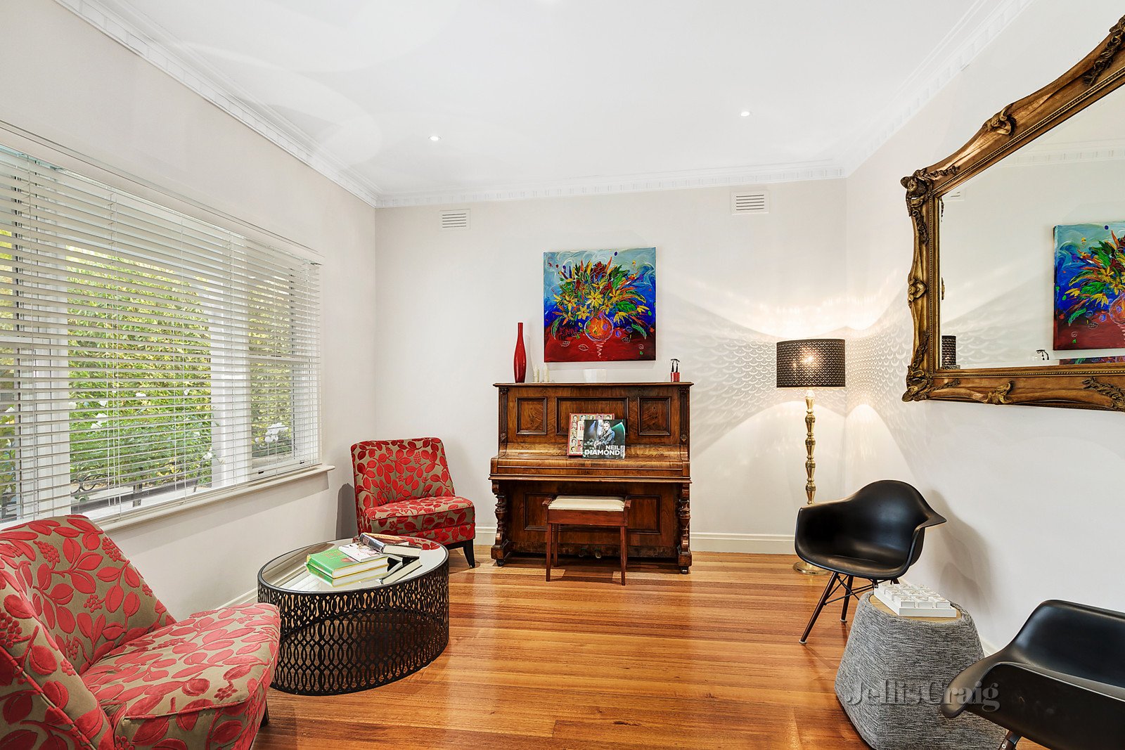 6 Ross Street, Surrey Hills image 11