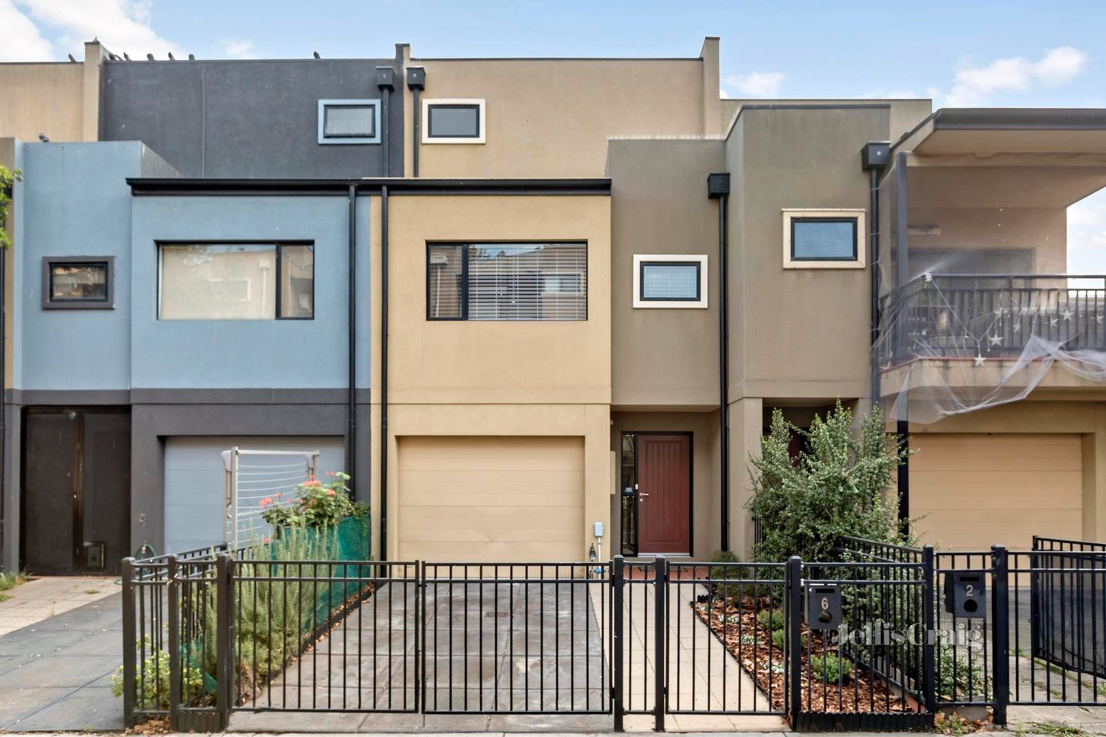 6 Rourke Lane, Kensington image 1