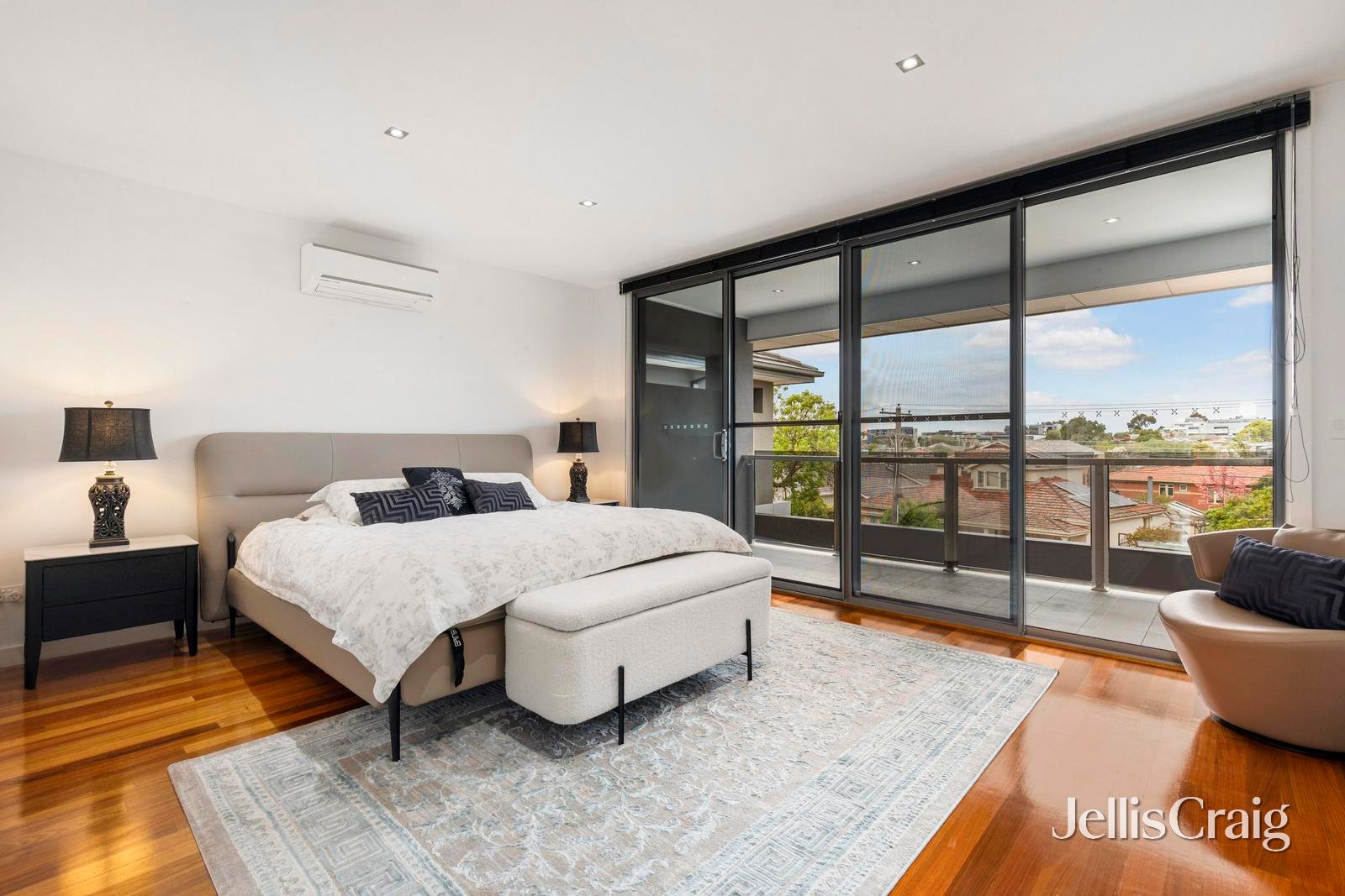 6 Royal Avenue, Essendon North image 5