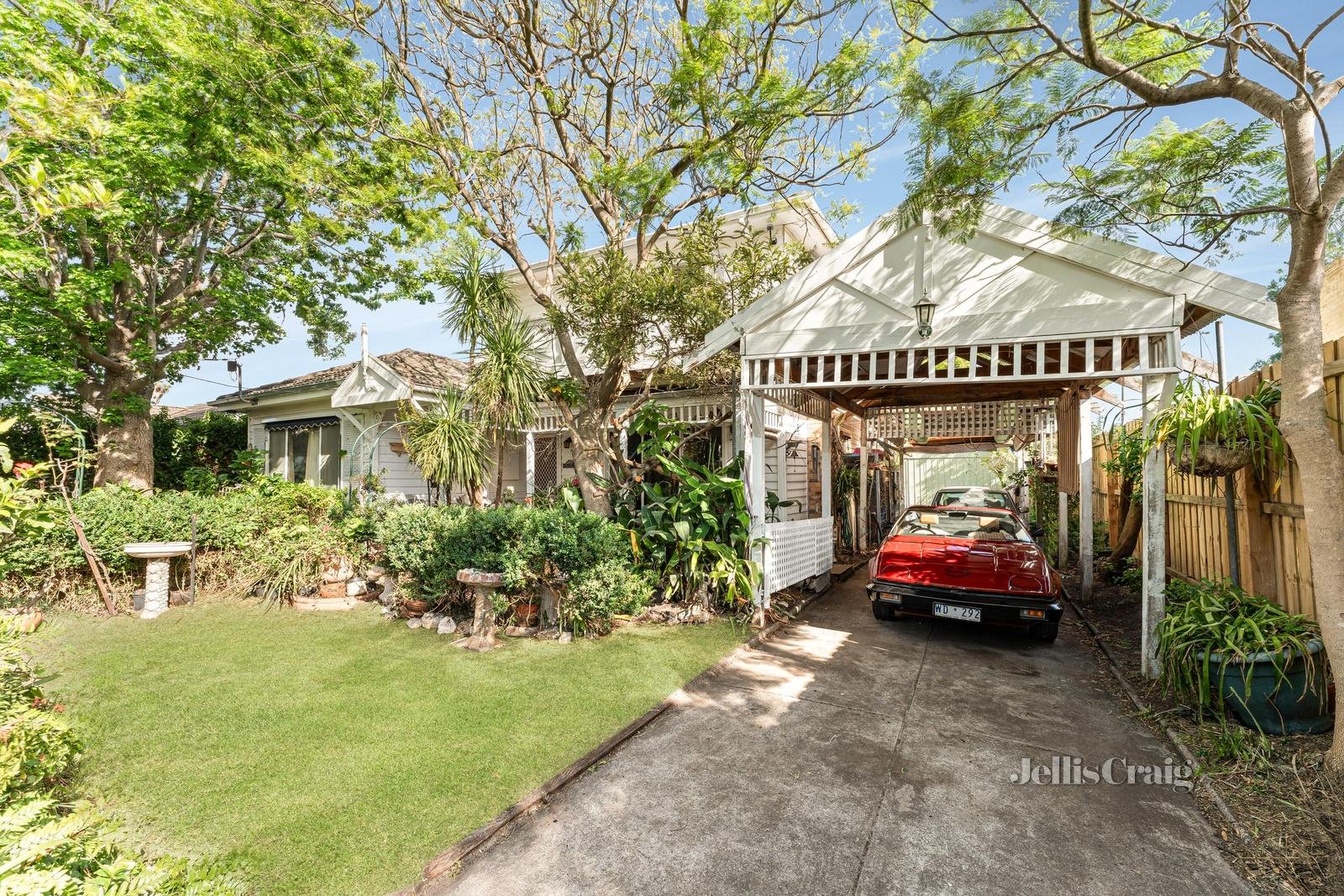 6 Royal Road, Bonbeach image 13