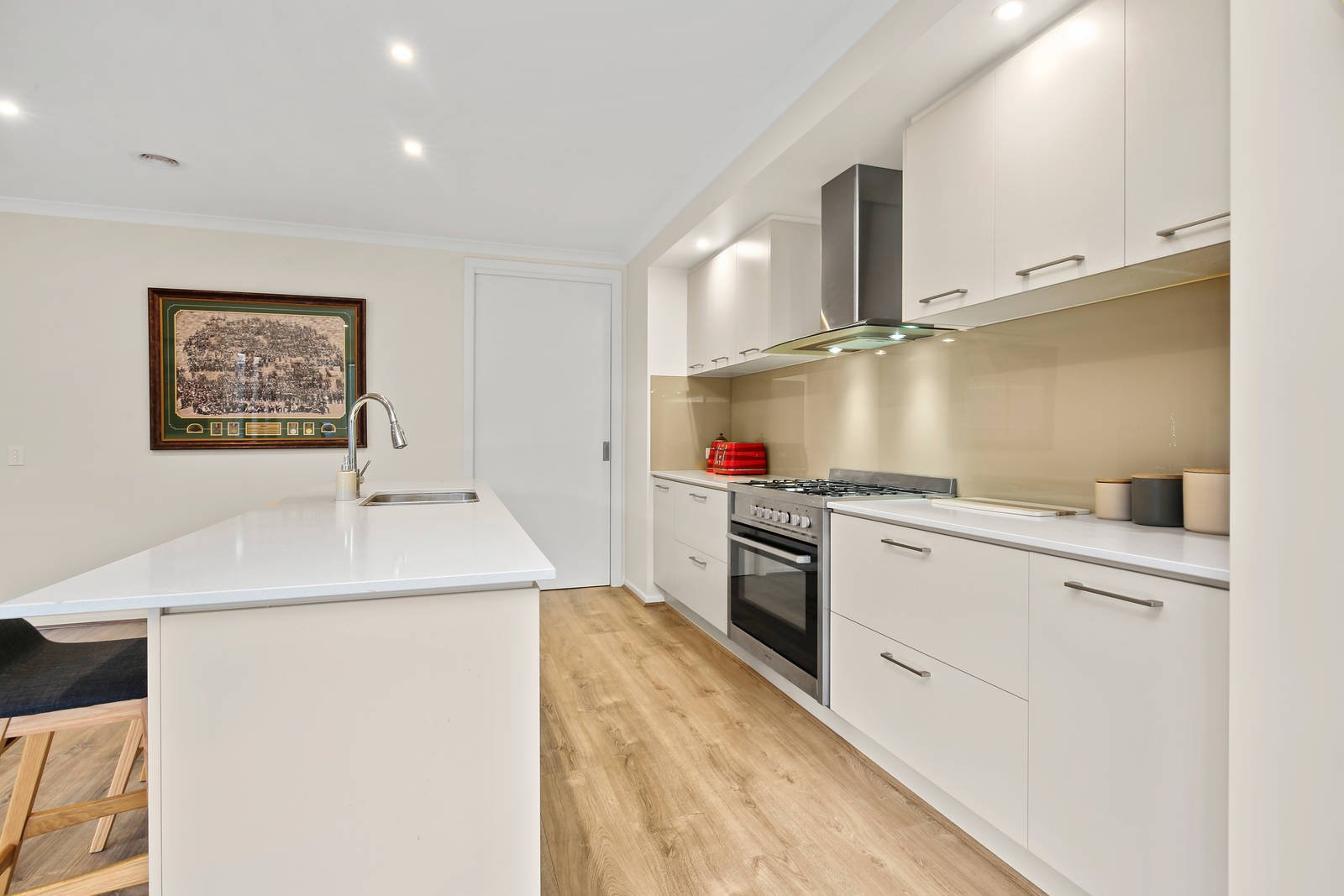 Property Gallery Thumbnail 3