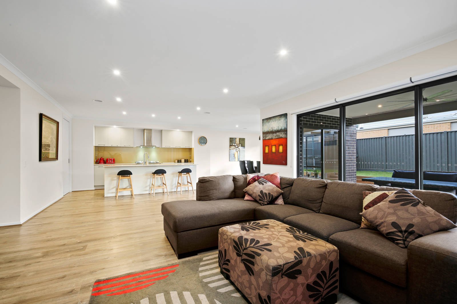 Property Gallery Thumbnail 4