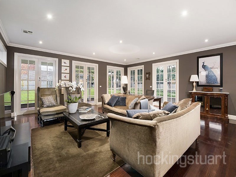 6 Saturn Street, Balwyn North image 3