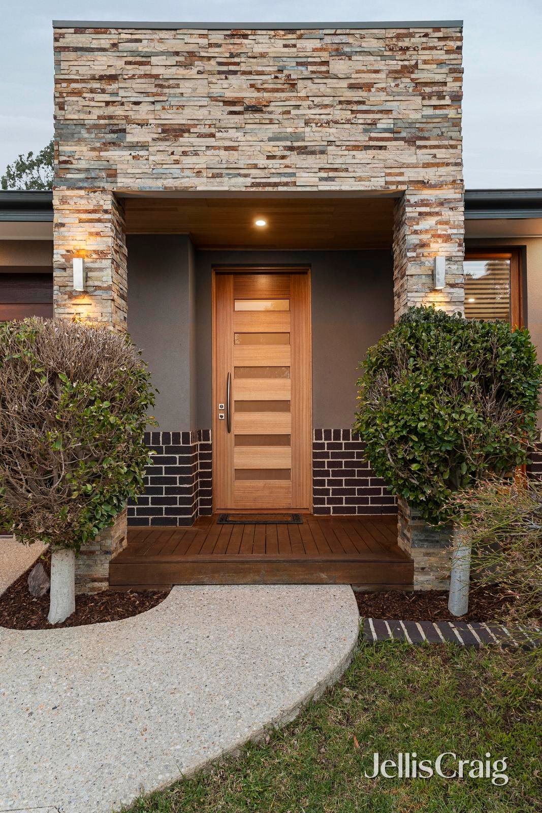 6 Senecio Drive, Doreen image 2