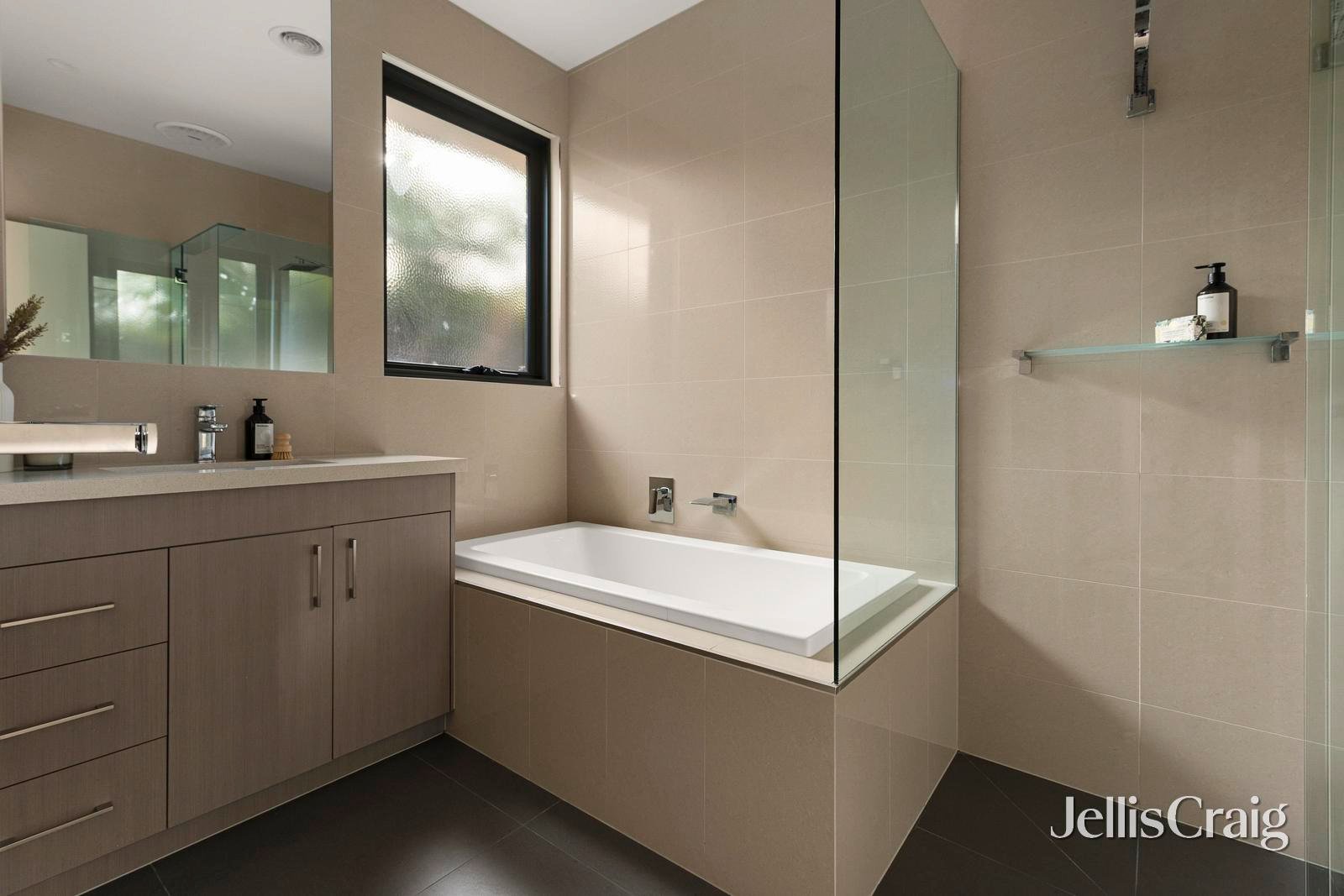 6 Senecio Drive, Doreen image 10