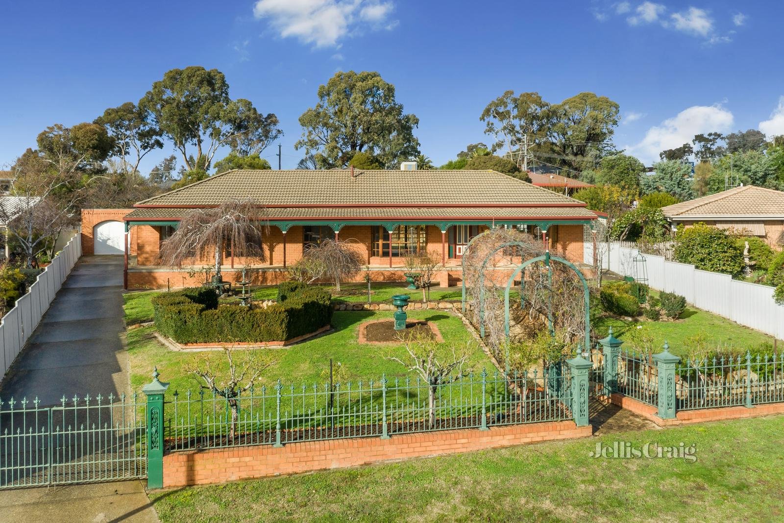 6 Sheehan Court, Castlemaine image 1