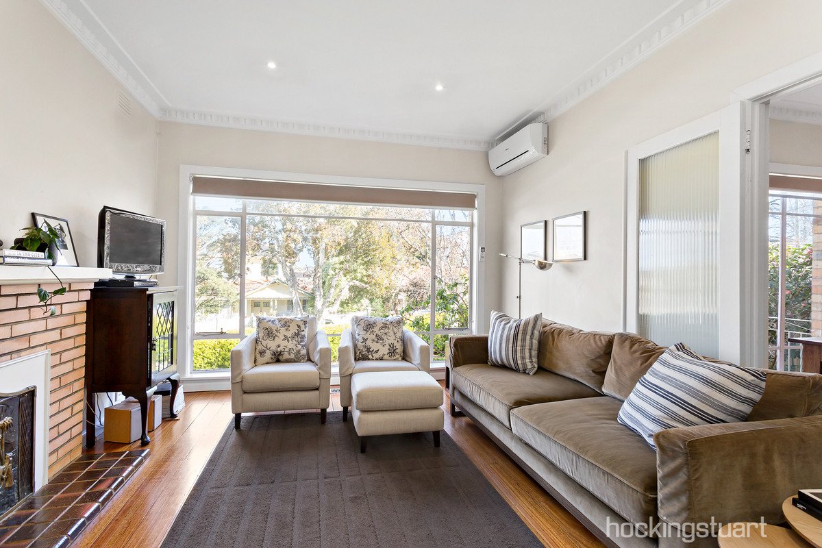 6 Sherwood Road, Surrey Hills image 5