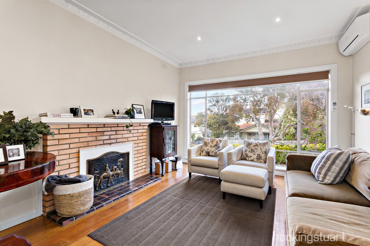 6 Sherwood Road, Surrey Hills image 6