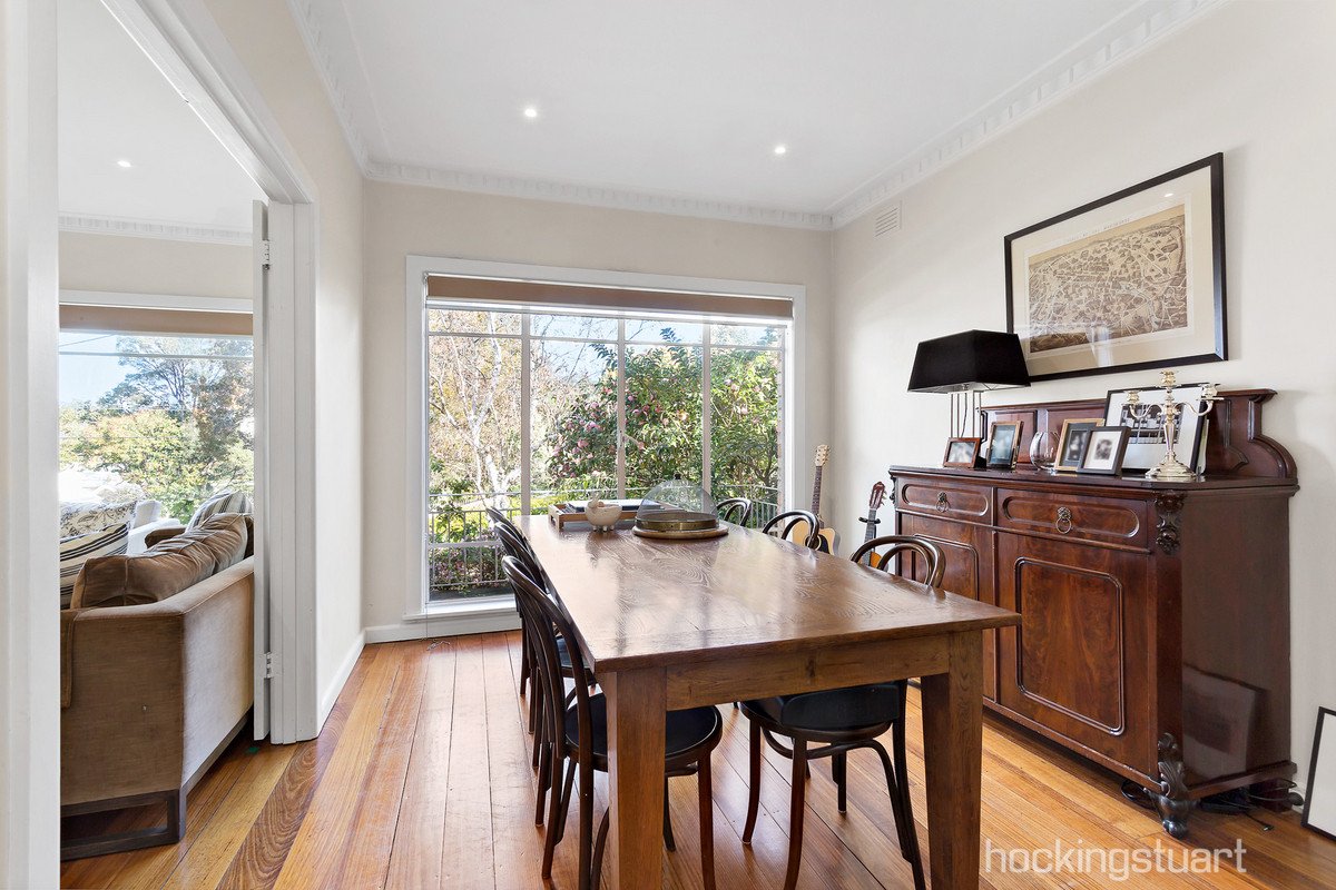 6 Sherwood Road, Surrey Hills image 7