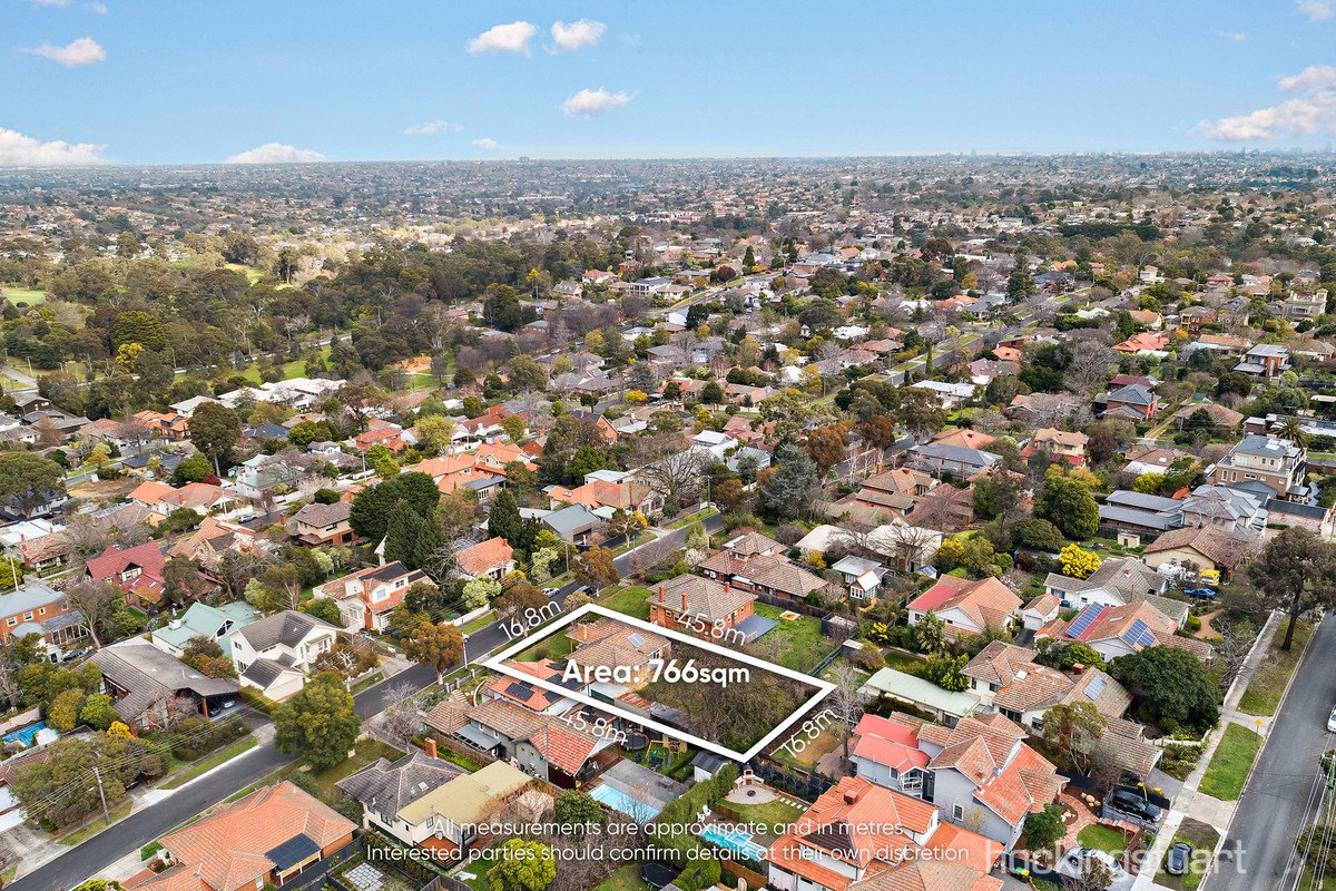 6 Sherwood Road, Surrey Hills image 13