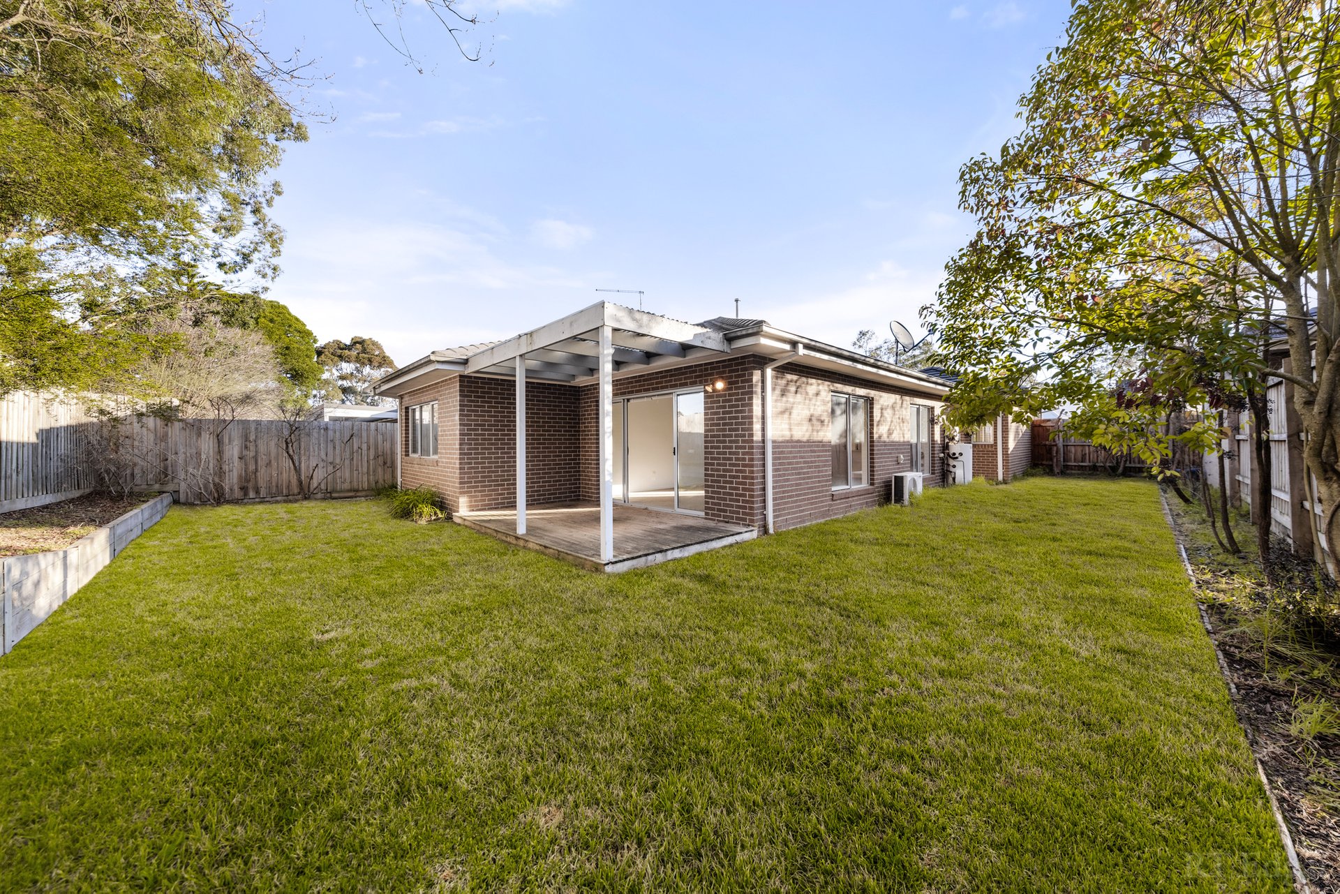 Property Gallery Thumbnail 12
