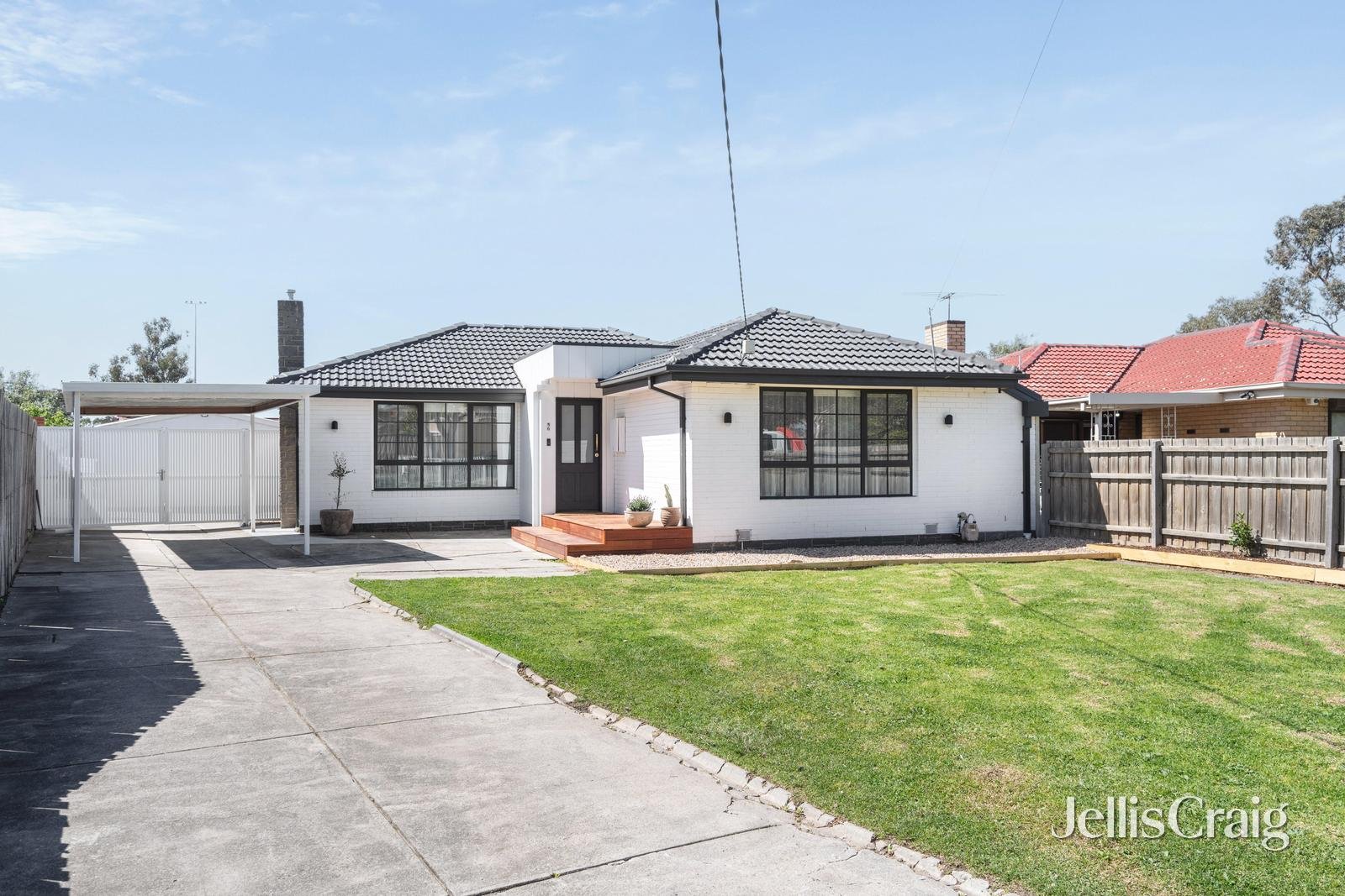 6 Somerlayton Crescent, Fawkner image 1