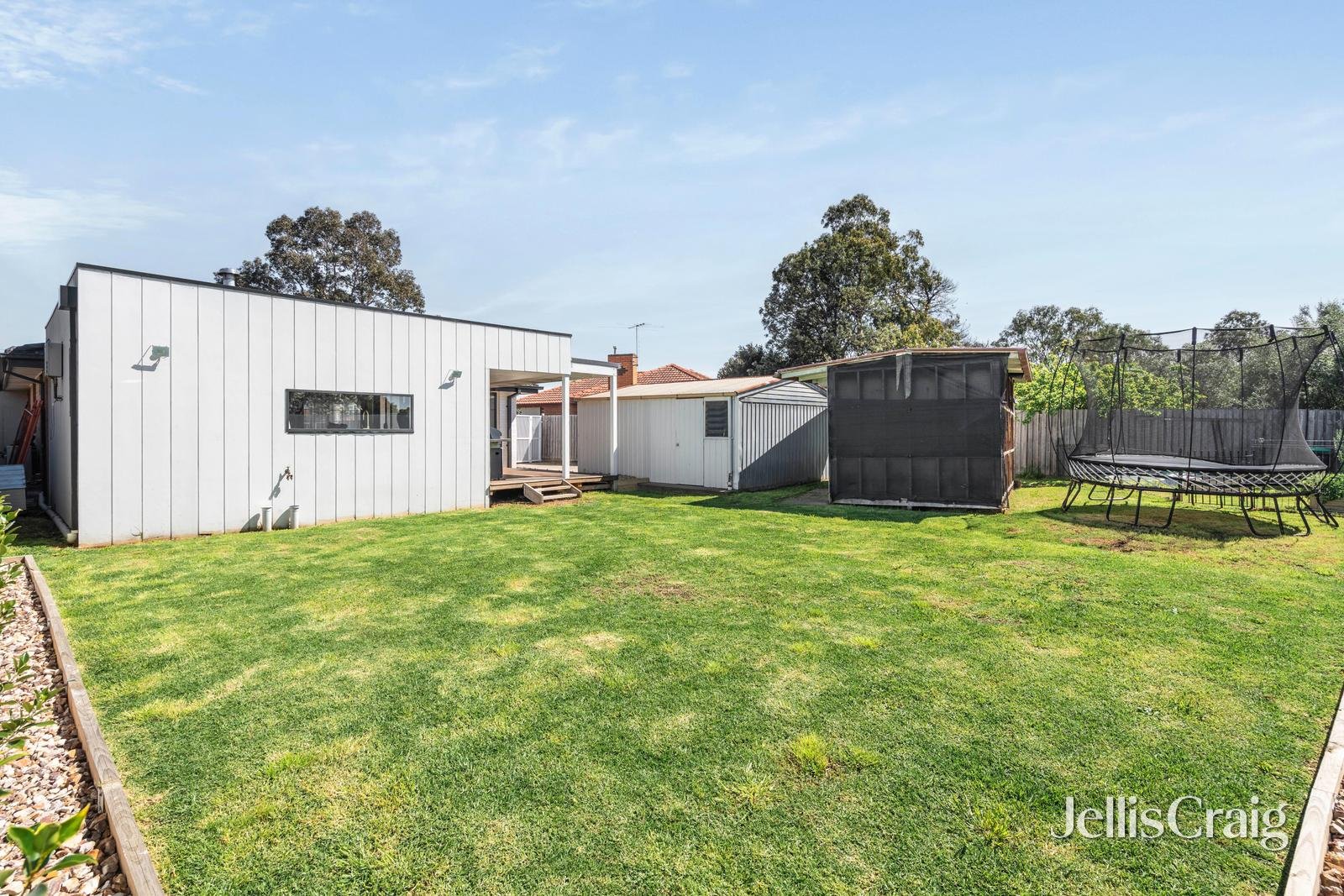 6 Somerlayton Crescent, Fawkner image 14