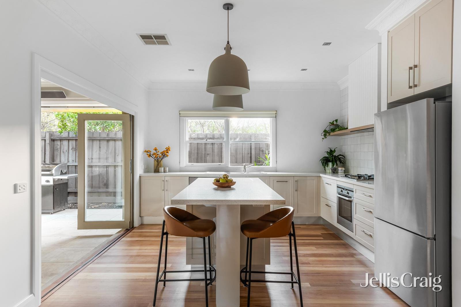 6 Somers Street, Bentleigh image 5