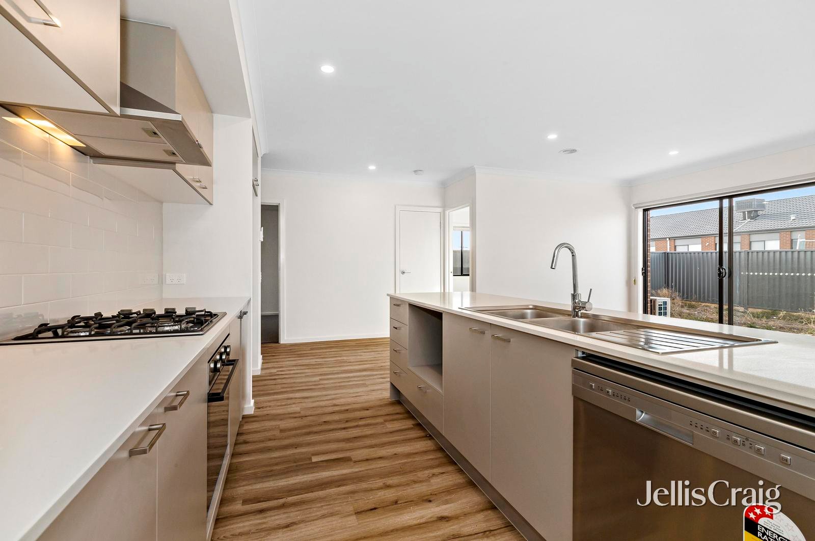 6 Sparrow Way, Winter&nbsp;Valley image 4