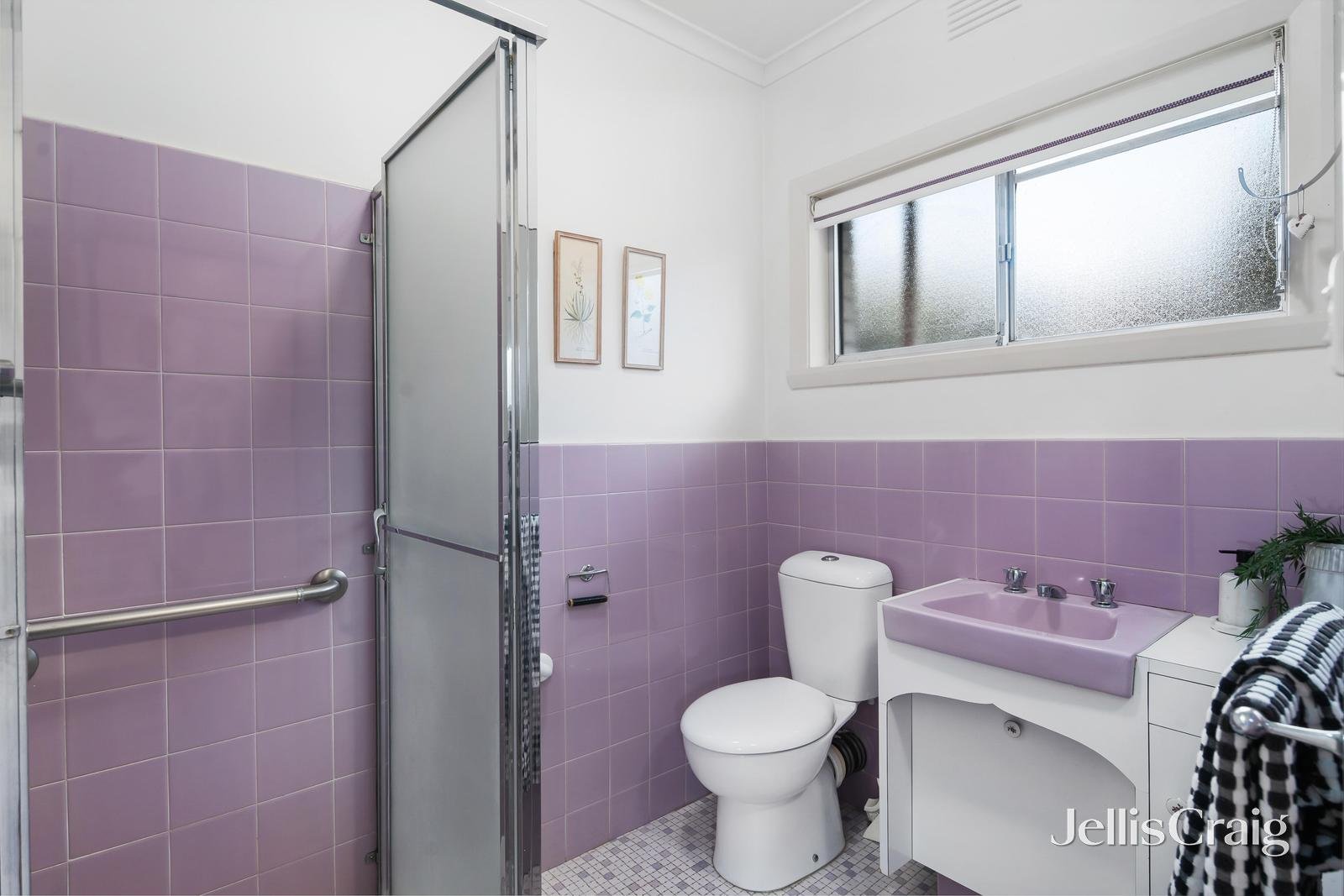 6 Streeton Court, Mont Albert image 10