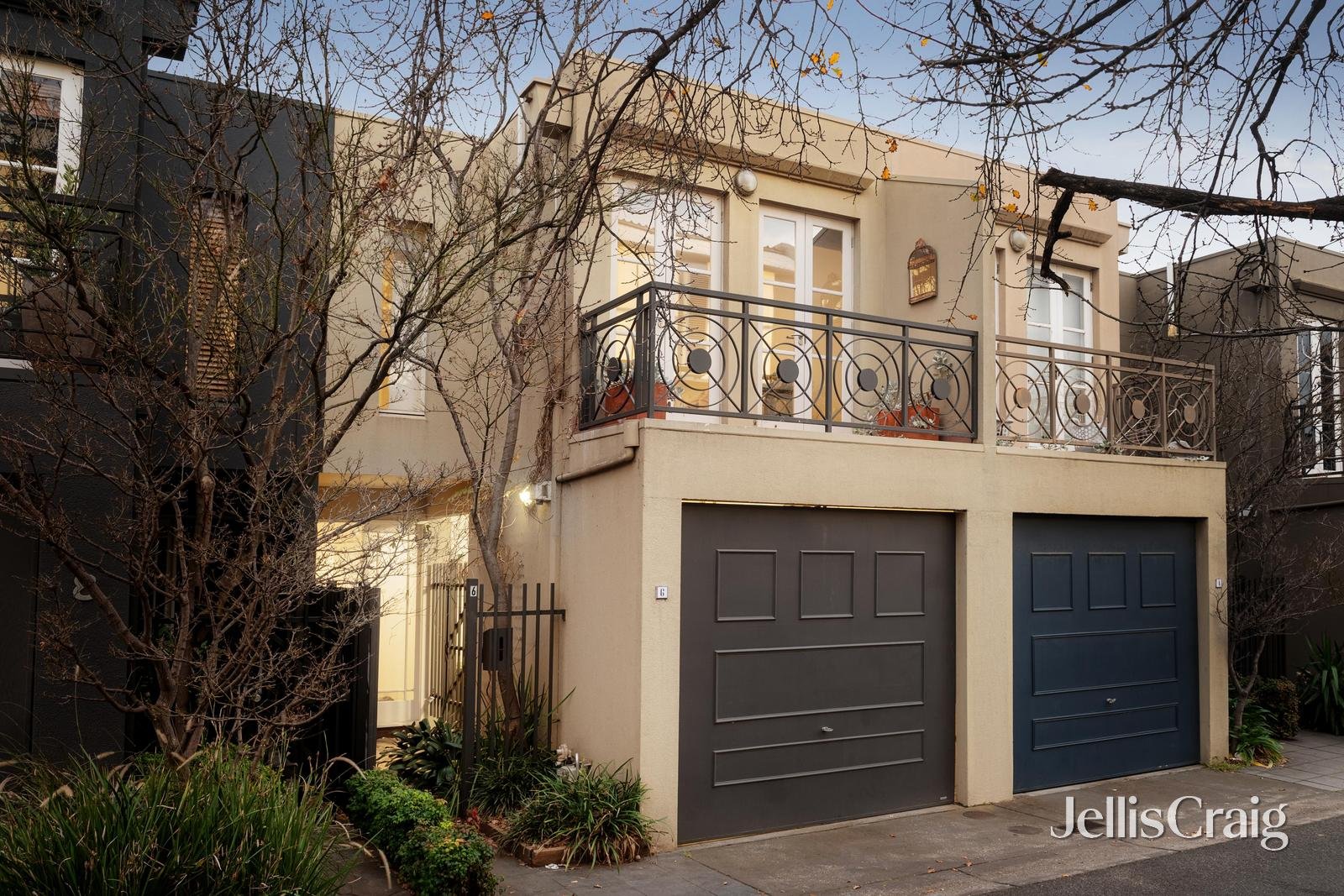 6 Strode Place, Richmond image 1