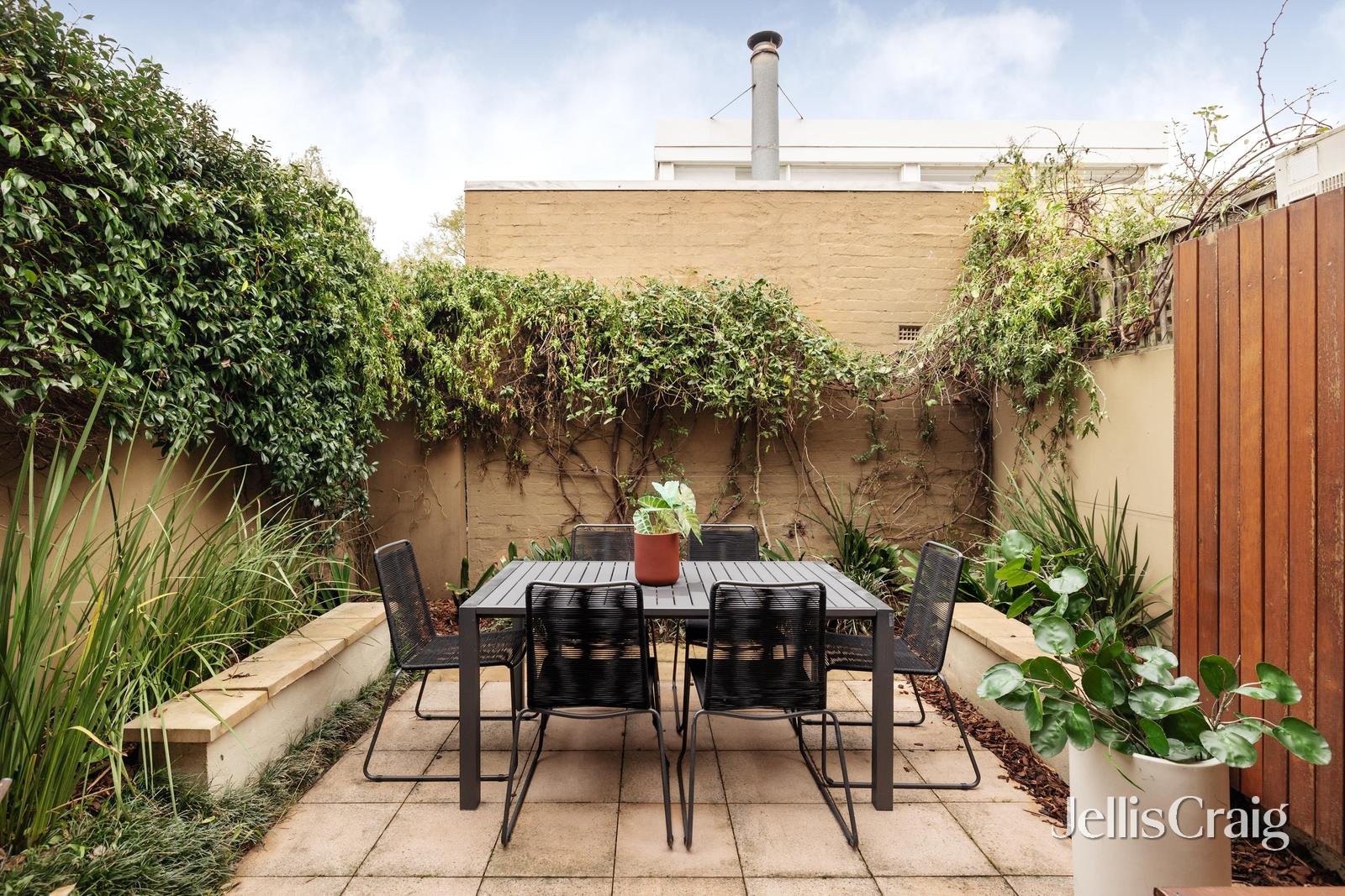 6 Strode Place, Richmond image 5