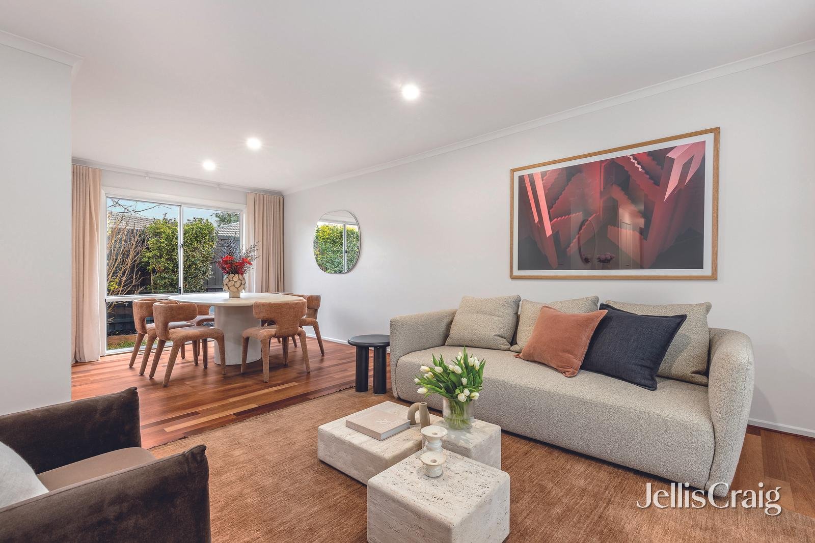6 Stuart Avenue, Cheltenham image 3
