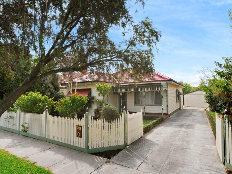 6 SUNSHINE Street, Pascoe Vale image 1