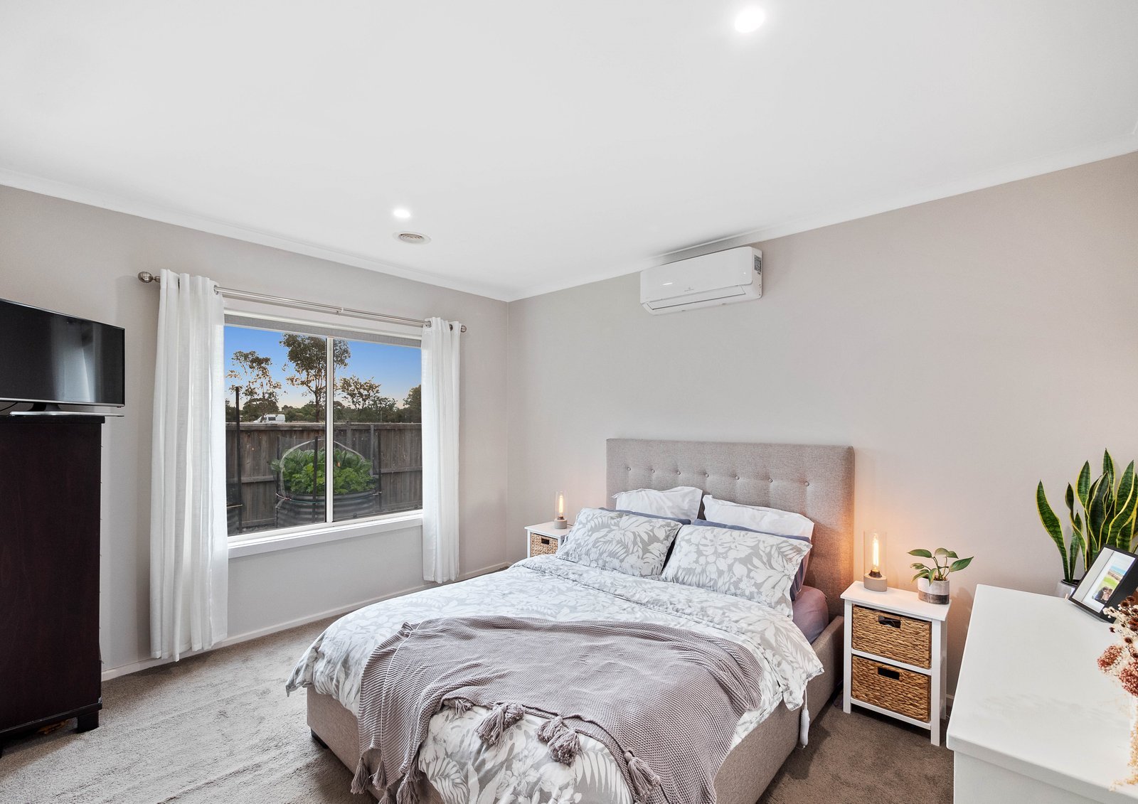 Property Gallery Thumbnail 9