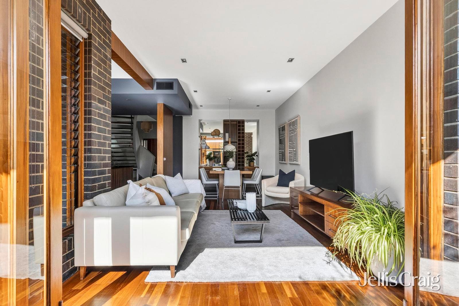 6 Swanston Street, Geelong image 4