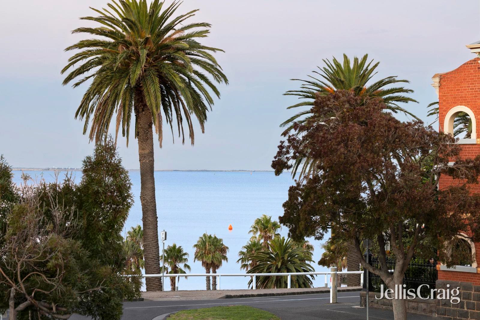 6 Swanston Street, Geelong image 27