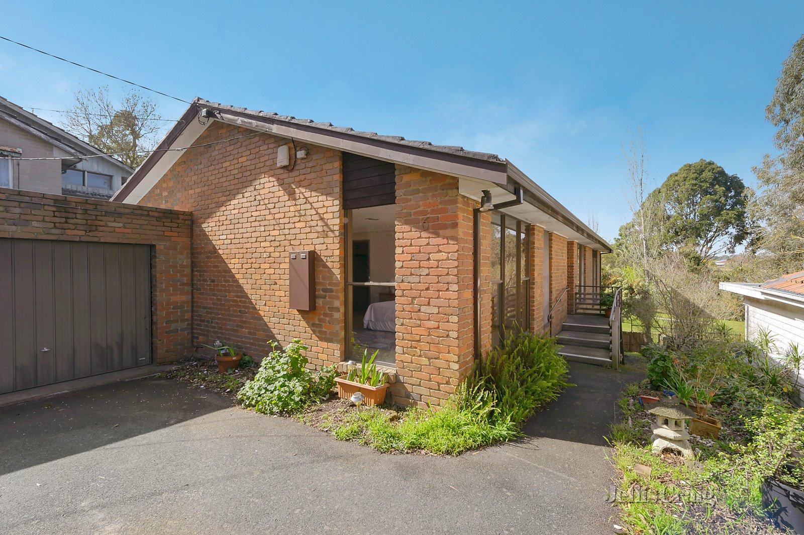 6 Sycamore Street, Box Hill South image 2