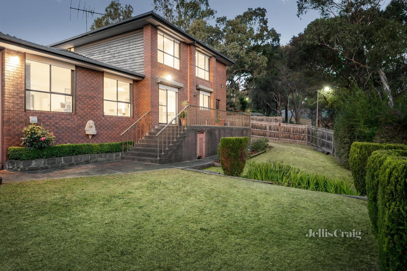 6 Tallerk Close, Greensborough image 8