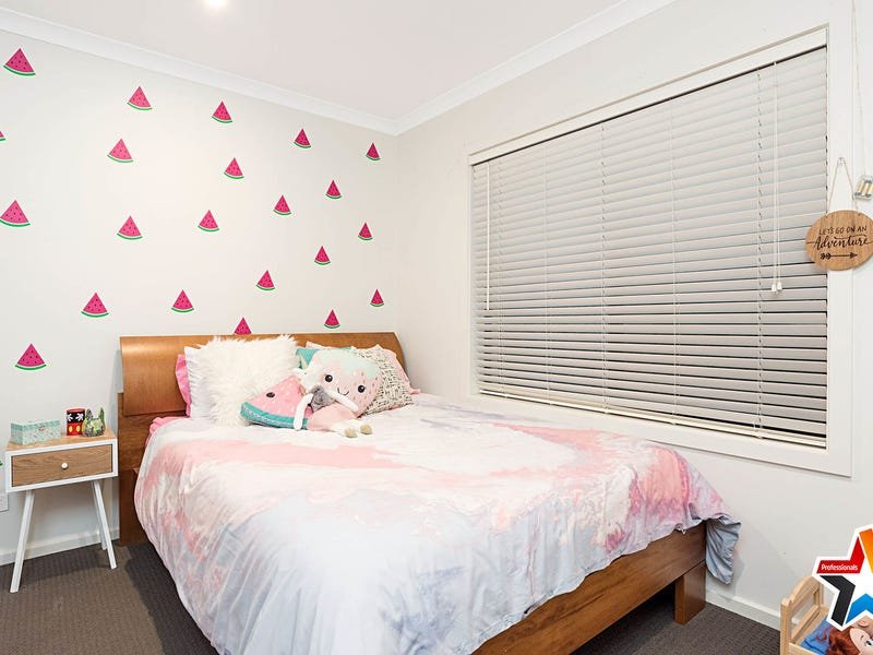 6 Tanika Circuit, Croydon image 9