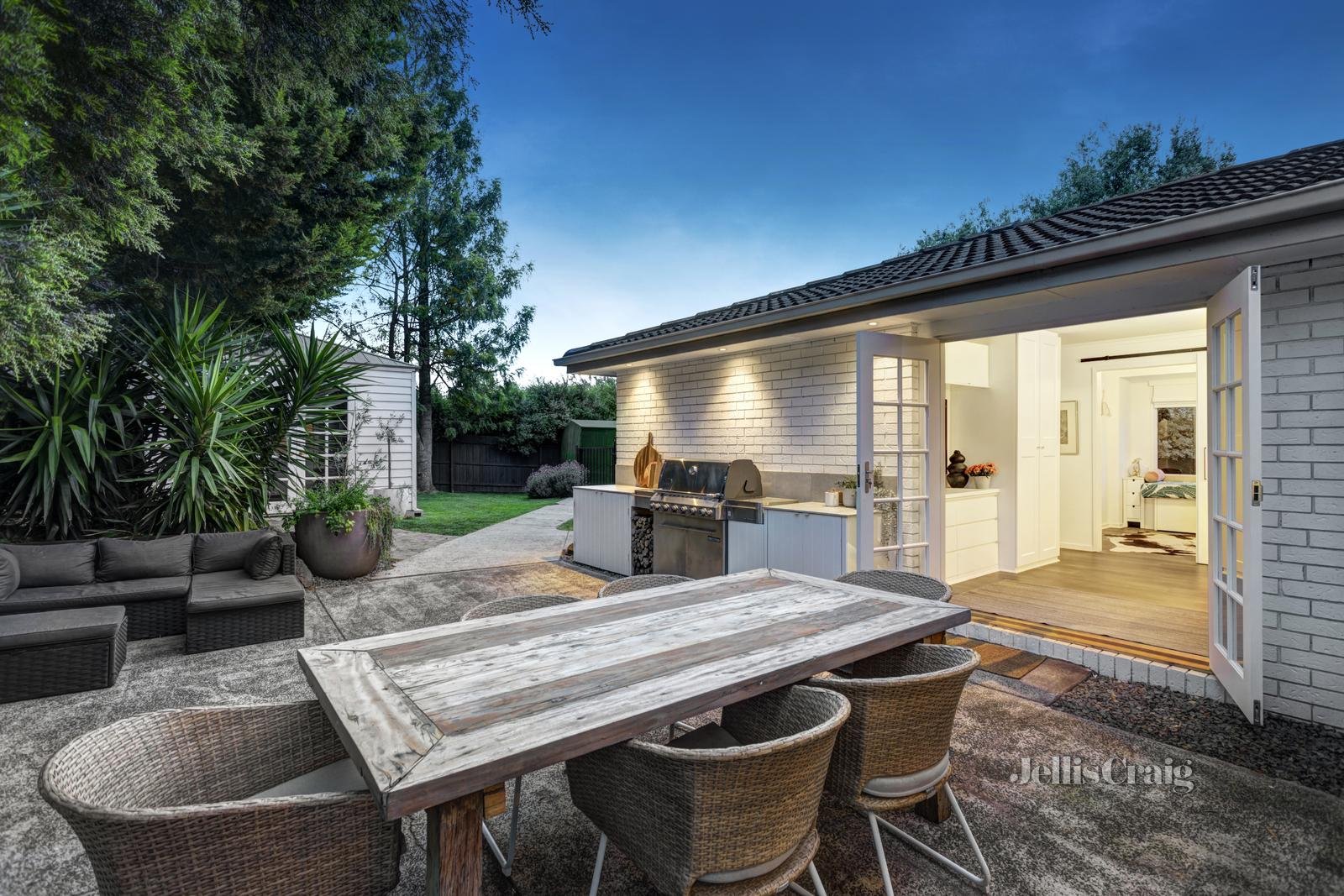 6 Tanya Court, Croydon Hills image 8