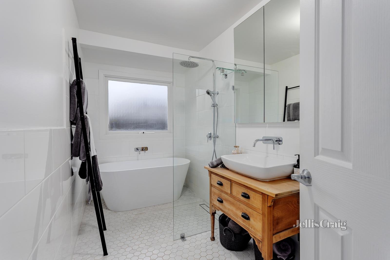 6 Tanya Court, Croydon Hills image 6
