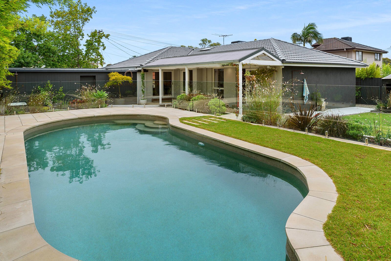 Property Gallery Thumbnail 9