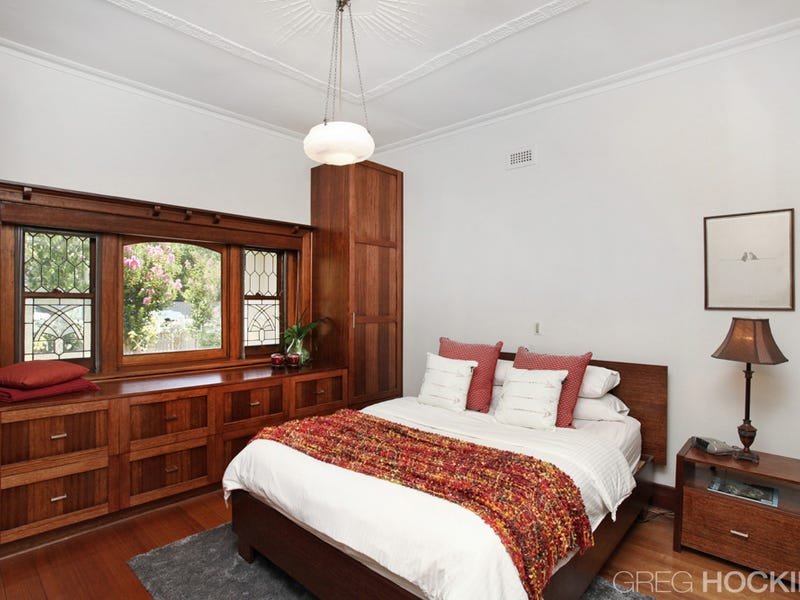 6 The Crescent, Footscray image 9