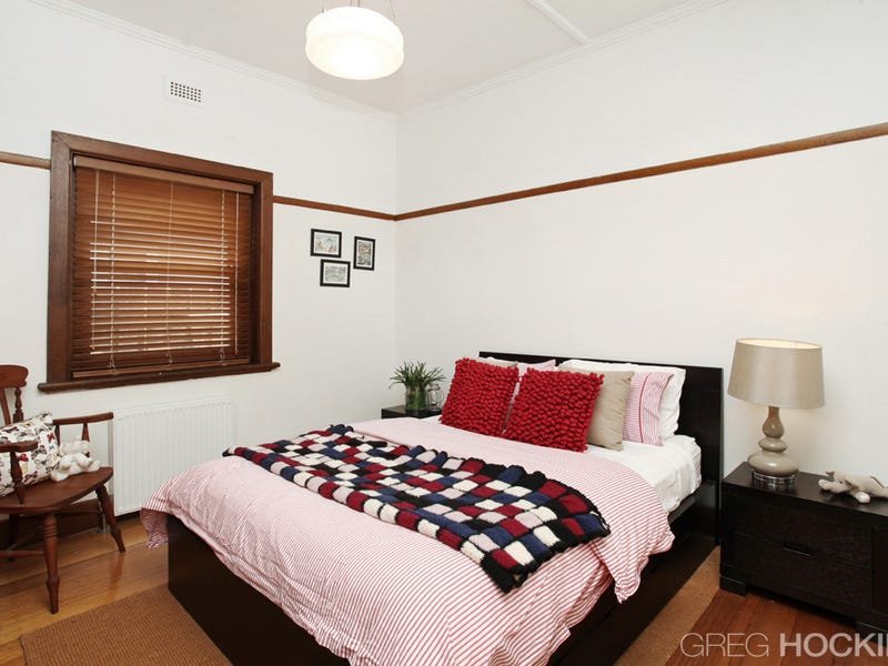 6 The Crescent, Footscray image 12