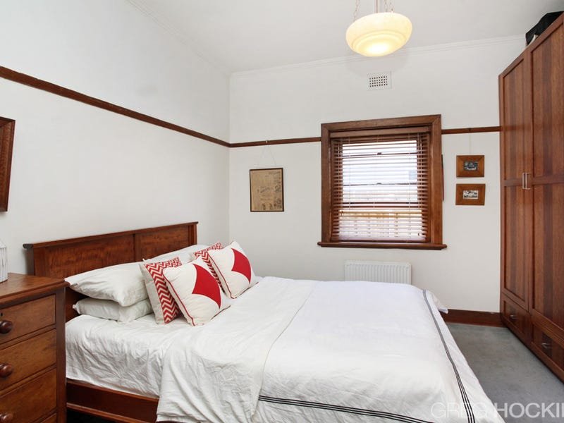 6 The Crescent, Footscray image 14
