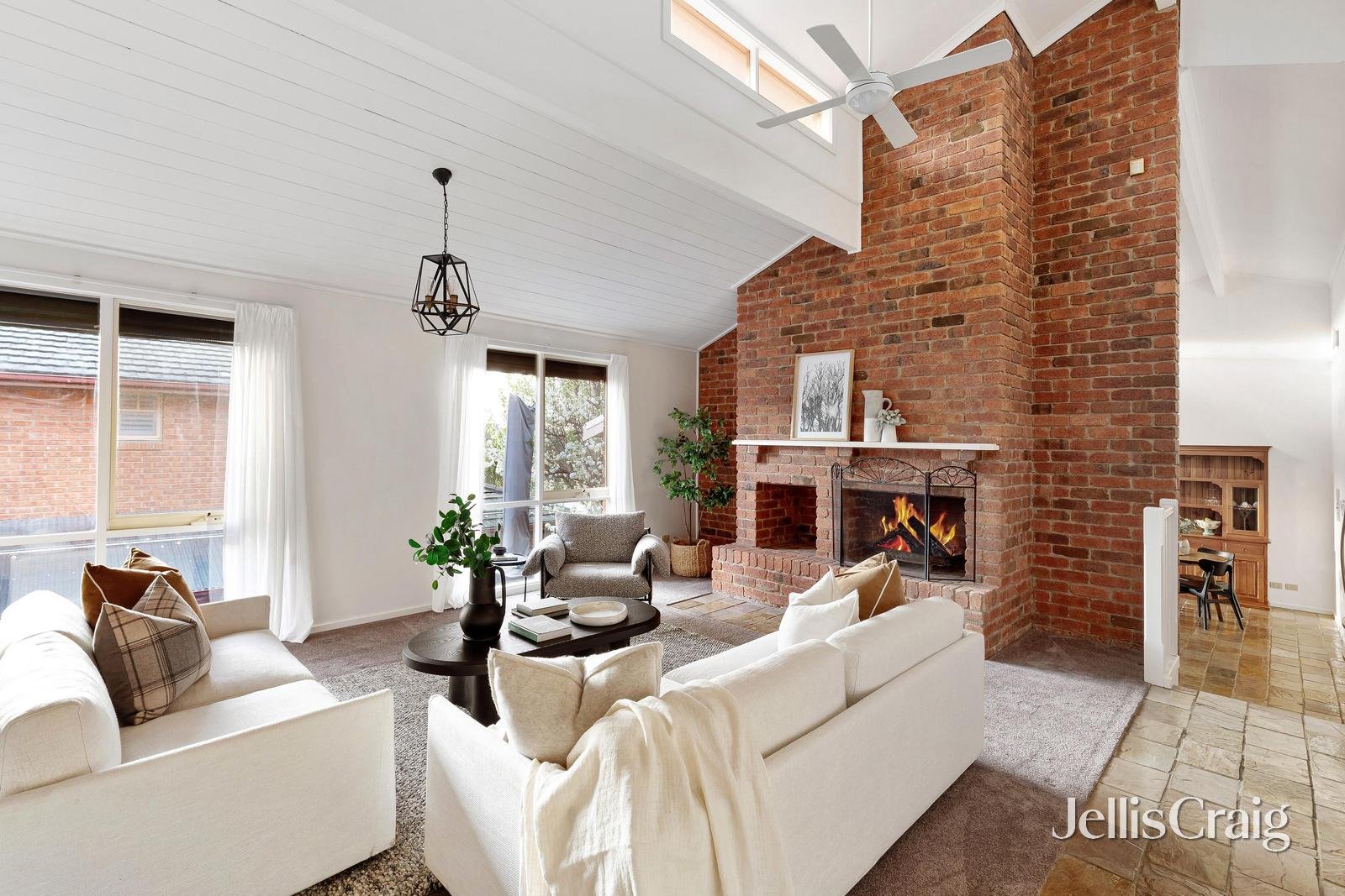6 The Eyrie, Eltham image 2
