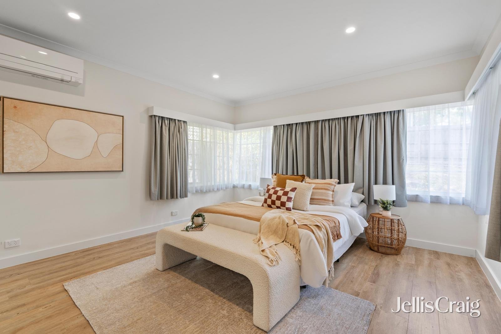 6 The Glade, Mitcham image 6